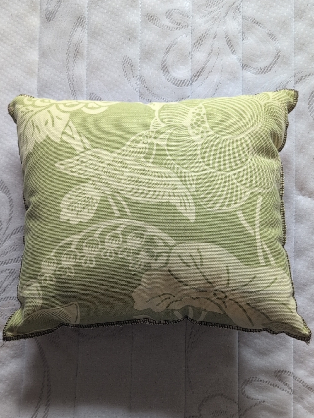 Green Floral Decorative Throw Pillow